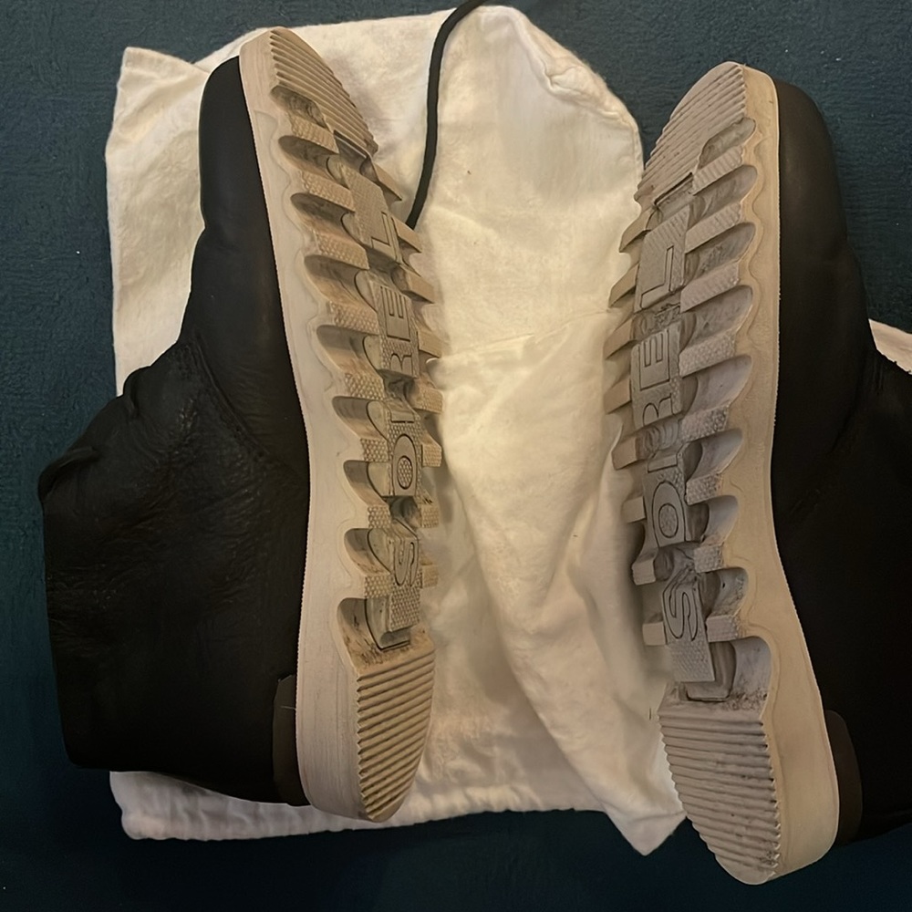 Sorel boots - Picture 5 of 7